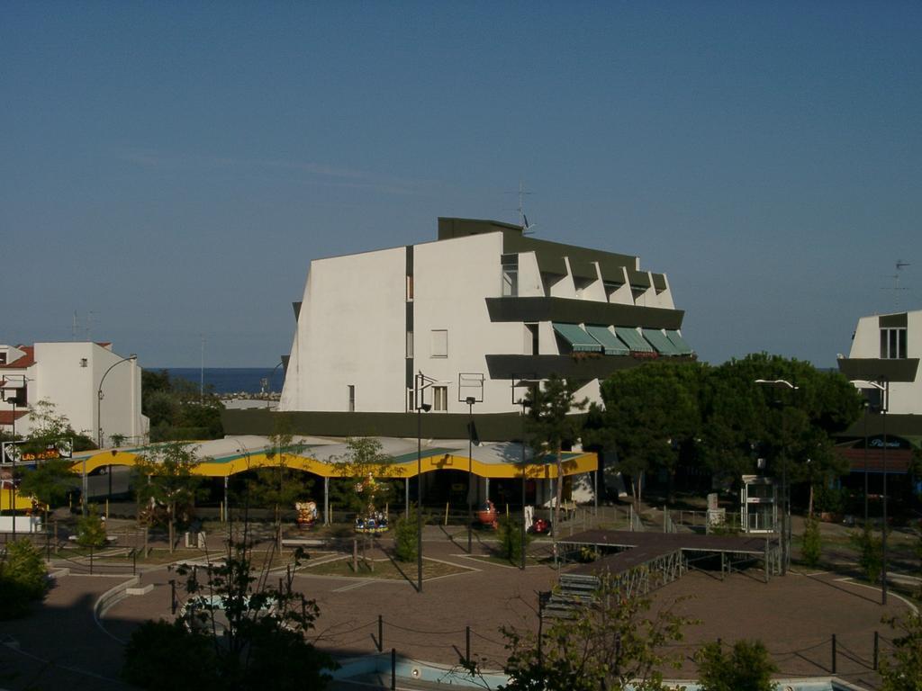 Residence Molo Lido delle Nazioni Rom bilde