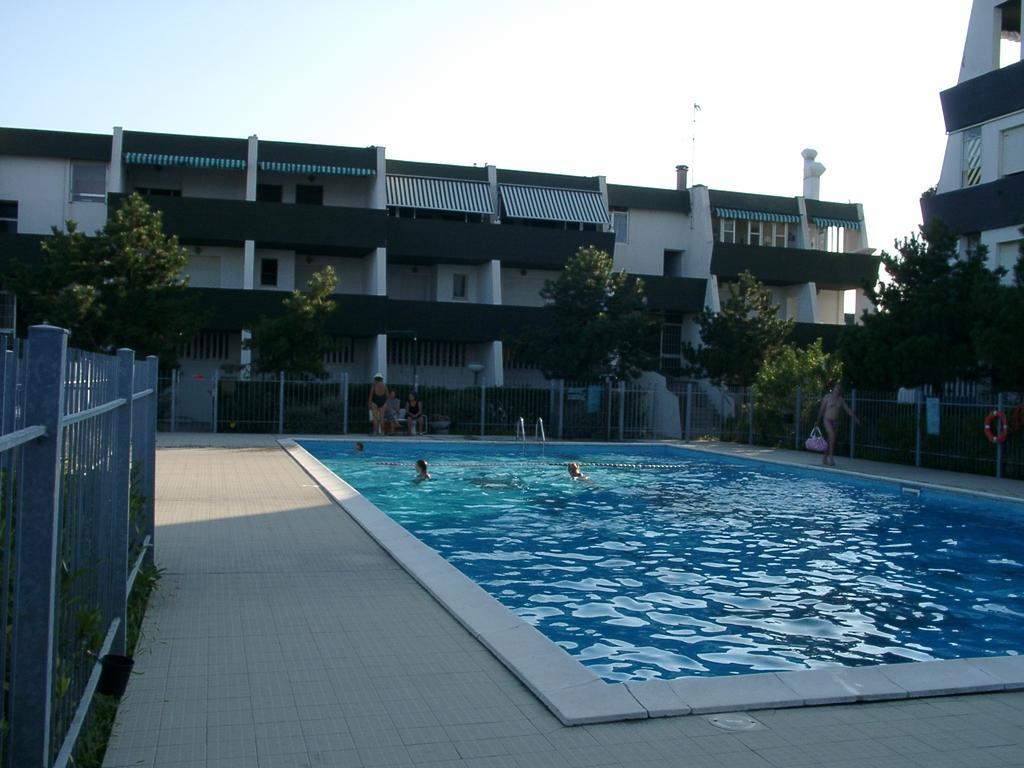 Residence Molo Lido delle Nazioni Eksteriør bilde