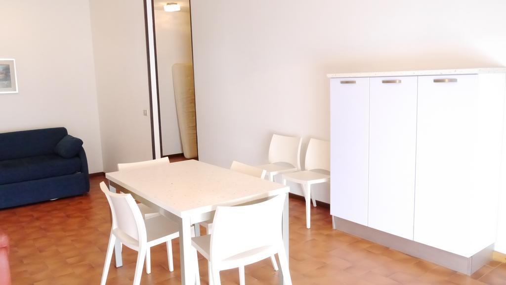 Residence Molo Lido delle Nazioni Eksteriør bilde